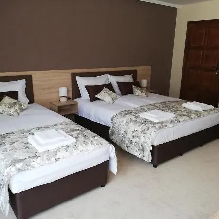 Hotel бялата роза Shipka