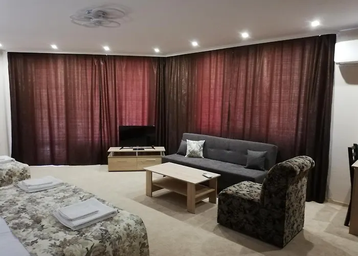 Otel бялата роза