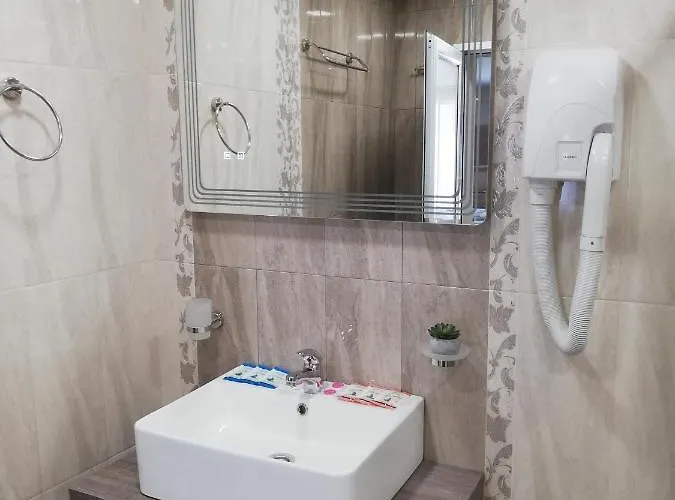 бялата роза Shipka