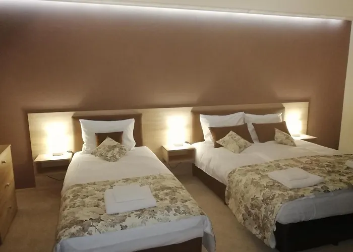 Otel бялата роза